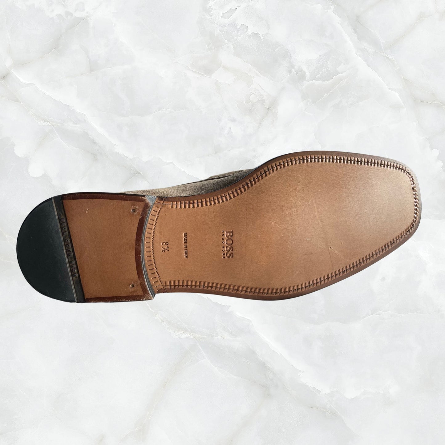 Authentic HUGO BOSS Men's Taupe Suede Loafers <US 9.5>