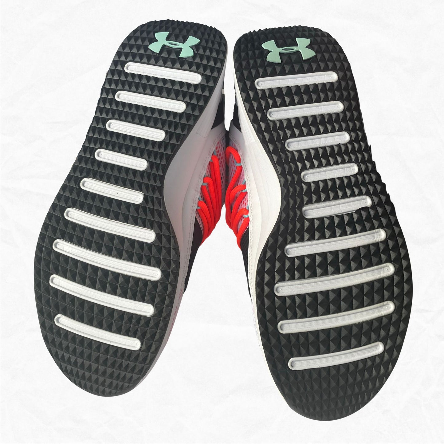 Under Armour BREATHE LACE Sneakers WMNS 8.5