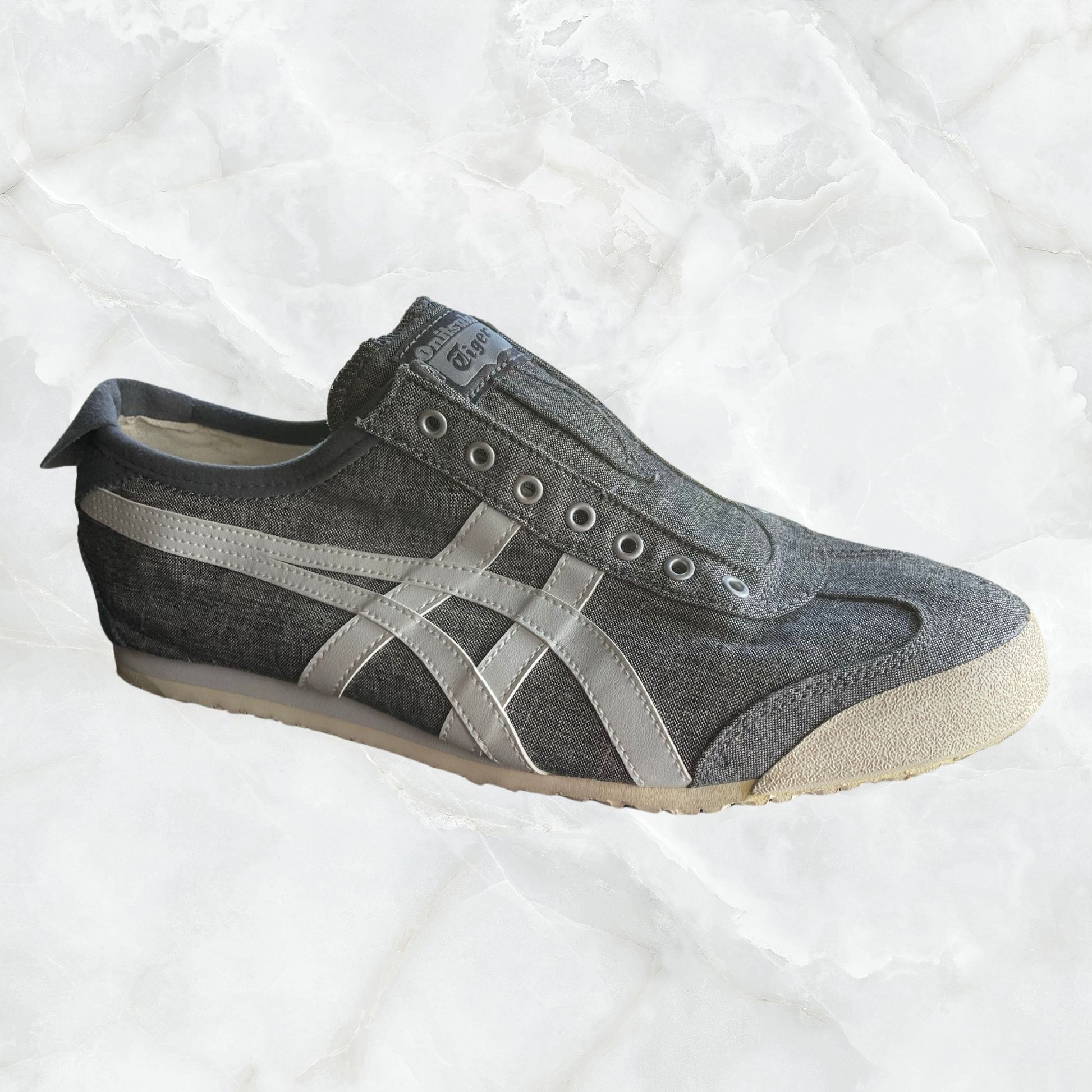 ONITSUKA TIGER MEXICO 66 SLIP-ON <UNISEX size 9.5/WOMEN'S 11>