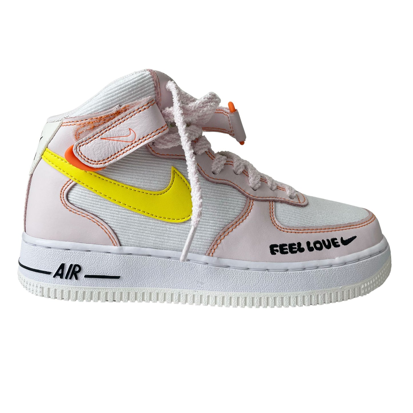 NIB Wmns NIKE AIR FORCE 1 '07 MID  "Feel Love" Sneakers