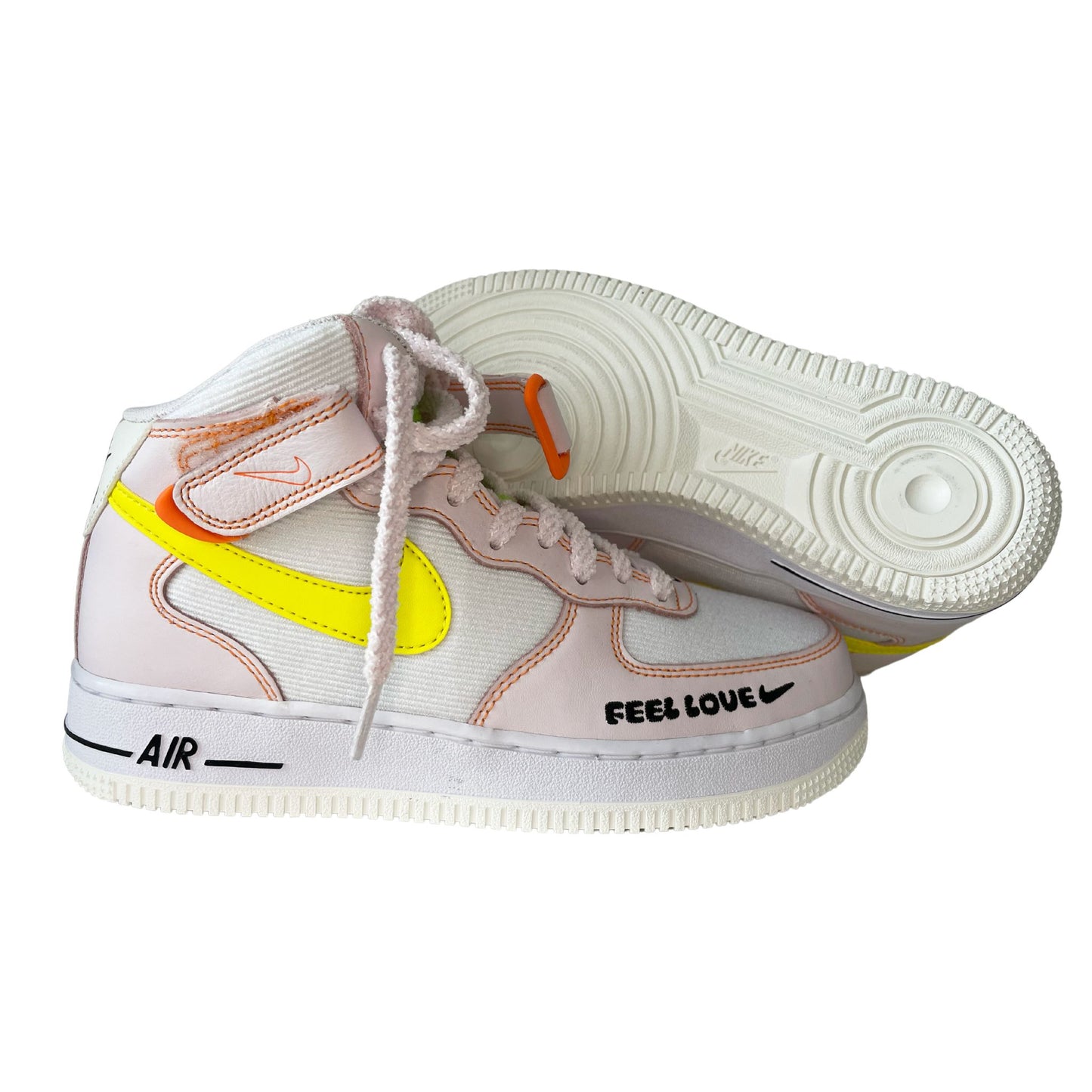 NIB Wmns NIKE AIR FORCE 1 '07 MID  "Feel Love" Sneakers